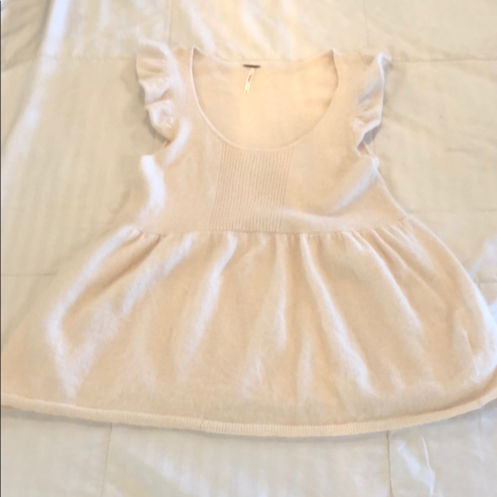 Adorable Free People Super Soft Shirt